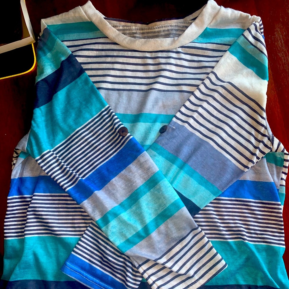 Blouse with 3/4 sleeves